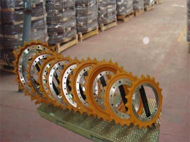 Excavator/bulldozer undercarriage parts
